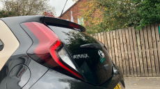 Toyota Aygo X 1.0 VVT-i Edge 5dr Petrol Hatchback